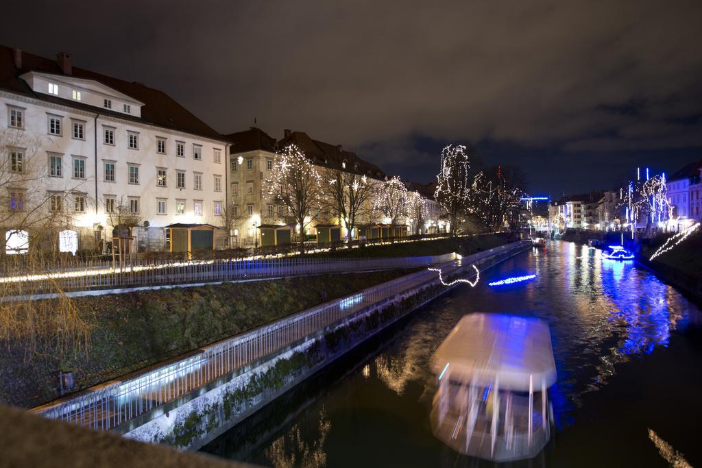 Zois Apartments Ljubljana Luaran gambar